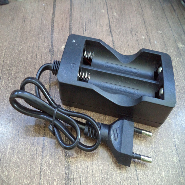 شارژر اتوماتیک باتری لیتیوم - یون 18650 مدل MS202A